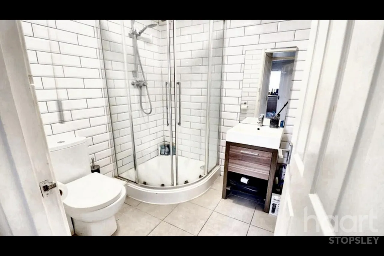 Colin Road, Luton, LU2, photo 18