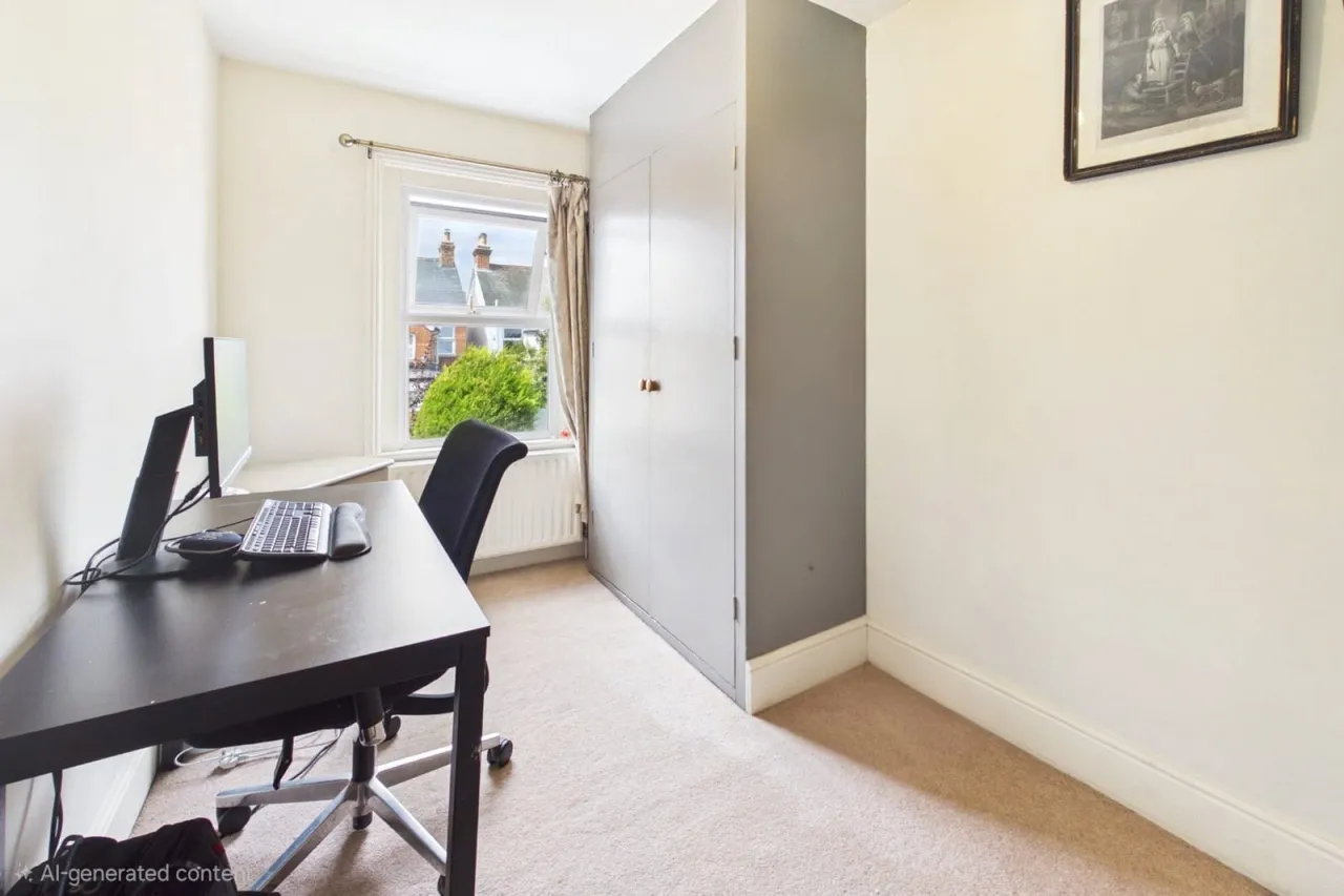 Connaught Road, Newbury, RG14, photo 9