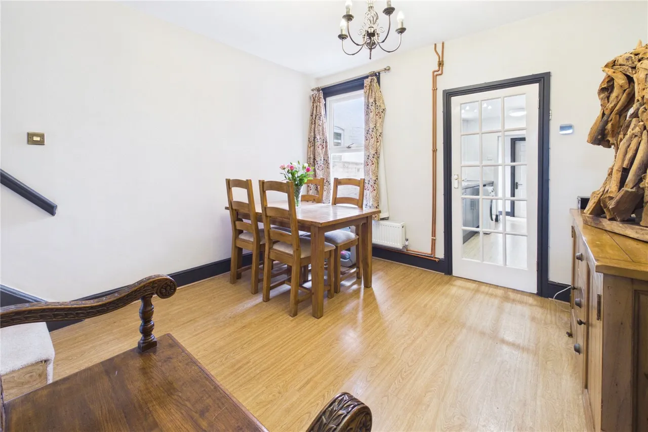 Connaught Road, Newbury, RG14, photo 5