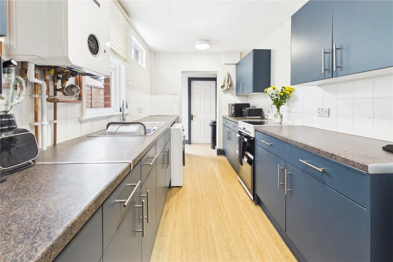 Connaught Road, Newbury, RG14, photo 7