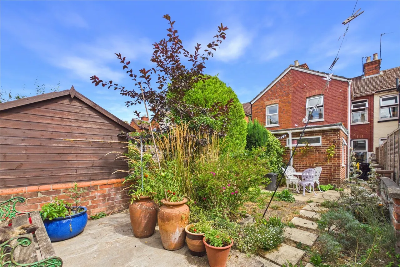 Connaught Road, Newbury, RG14, photo 11