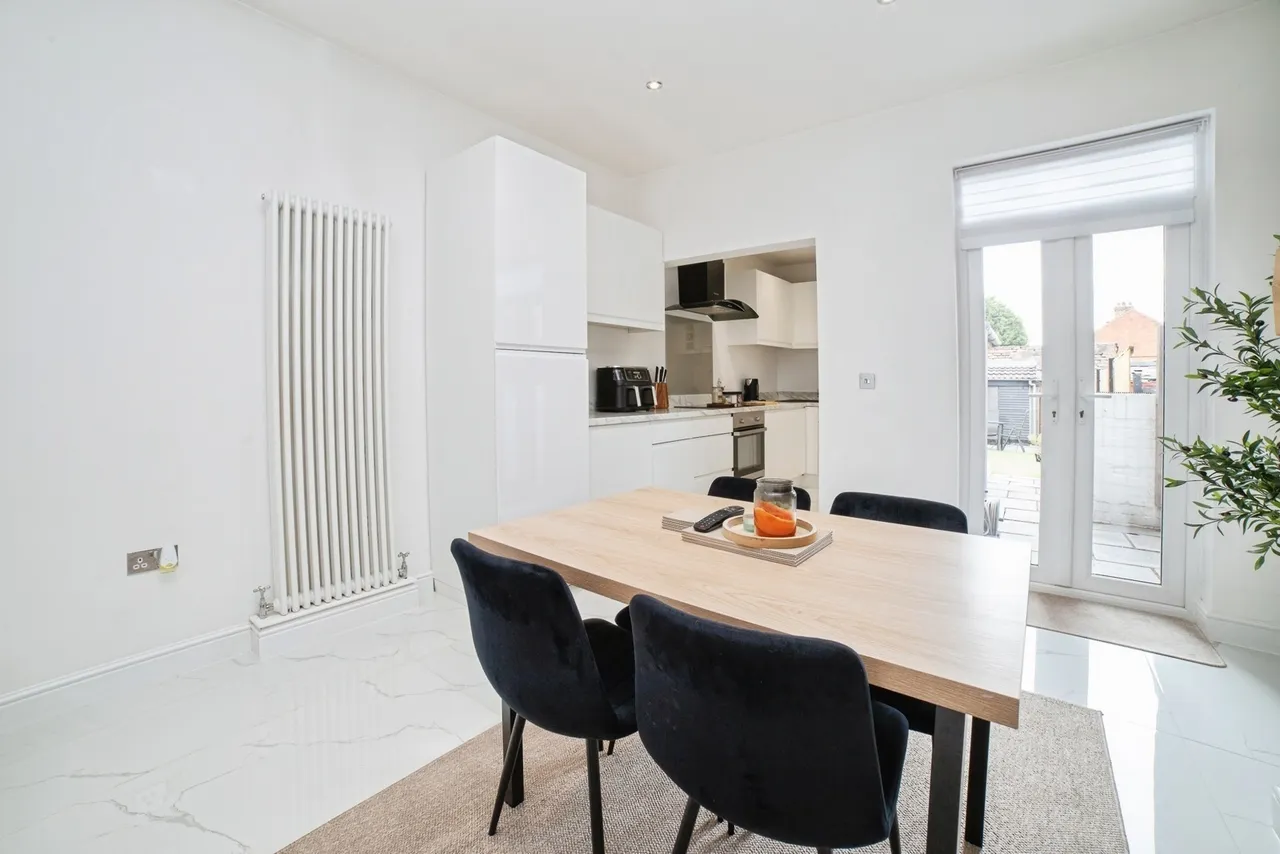 Huthwaite Road, Sutton-in-Ashfield, Nottinghamshire, NG17, photo 6