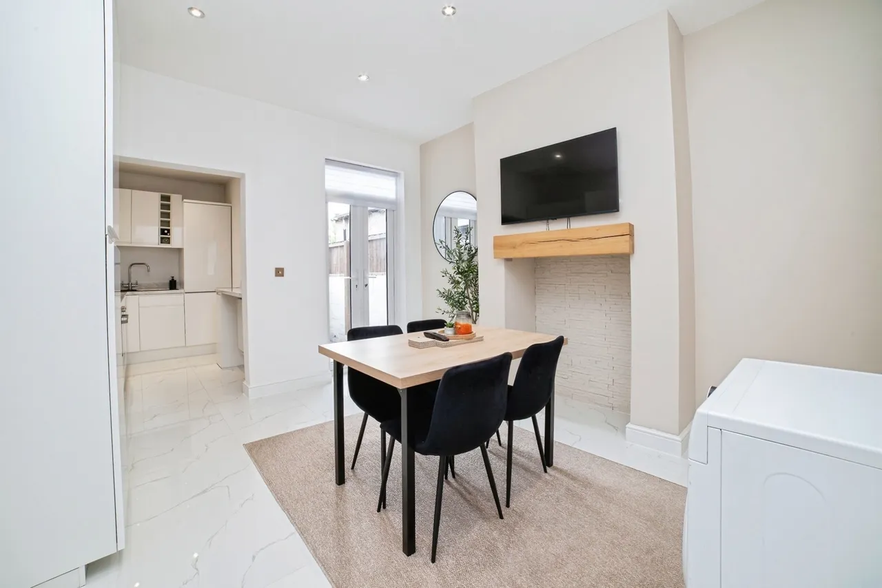 Huthwaite Road, Sutton-in-Ashfield, Nottinghamshire, NG17, photo 7