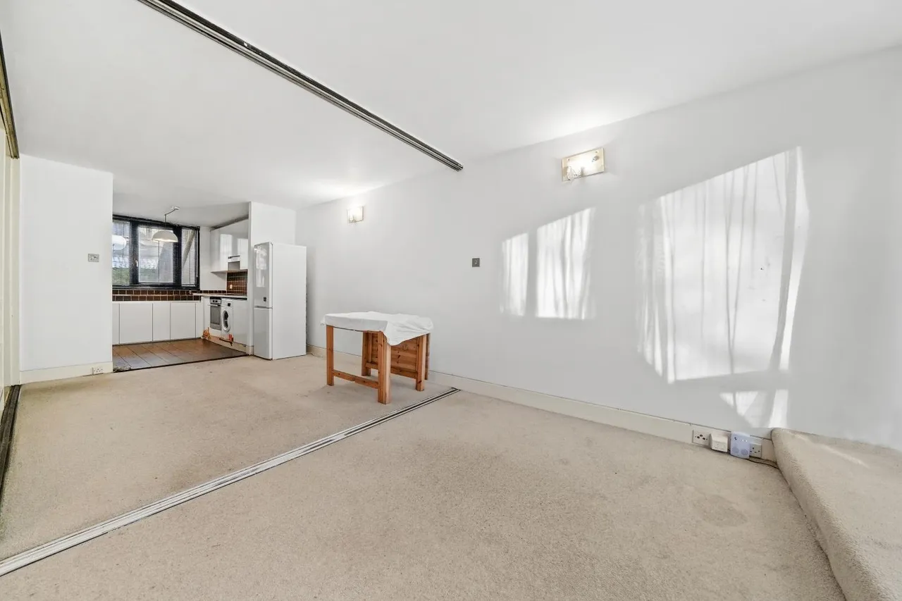 Rowley Way, London, photo 12