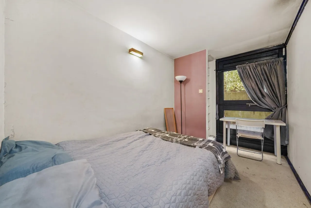 Rowley Way, London, photo 18