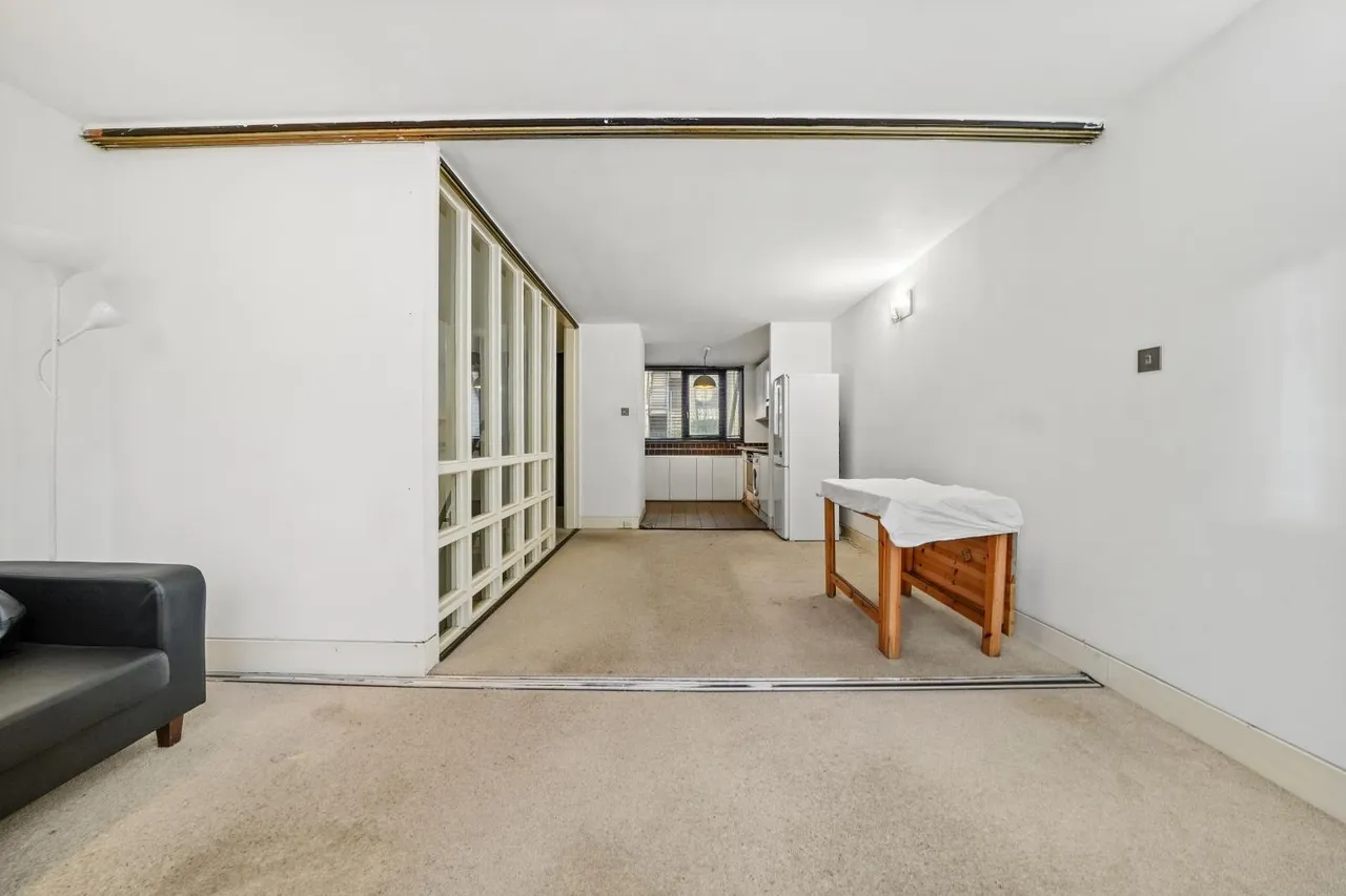 Rowley Way, London, photo 13