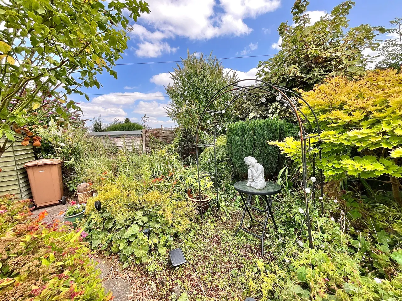 Sarver Lane, Dilhorne, ST10, photo 29