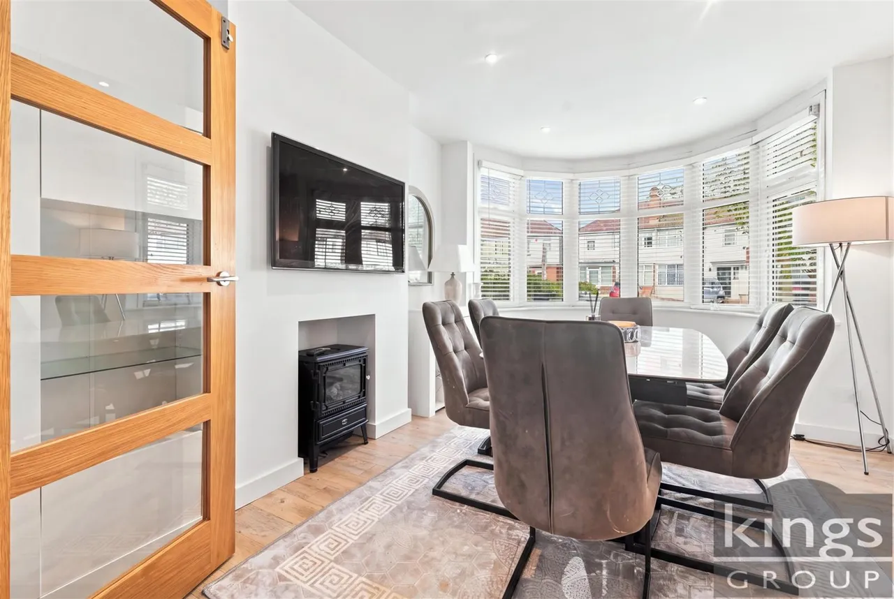 Tynemouth Drive, Enfield, photo 9