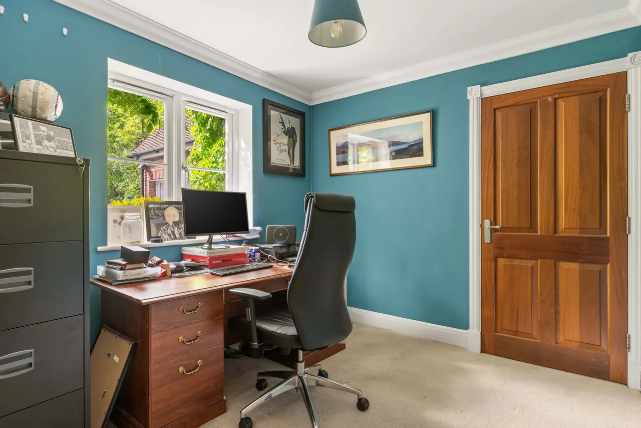 Sewardstone Road, Chingford, E4, photo 11