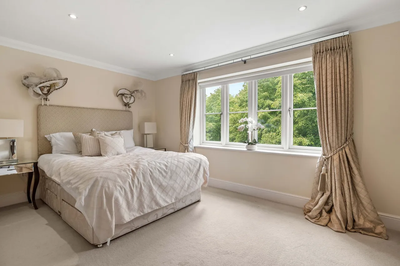 Sewardstone Road, Chingford, E4, photo 16