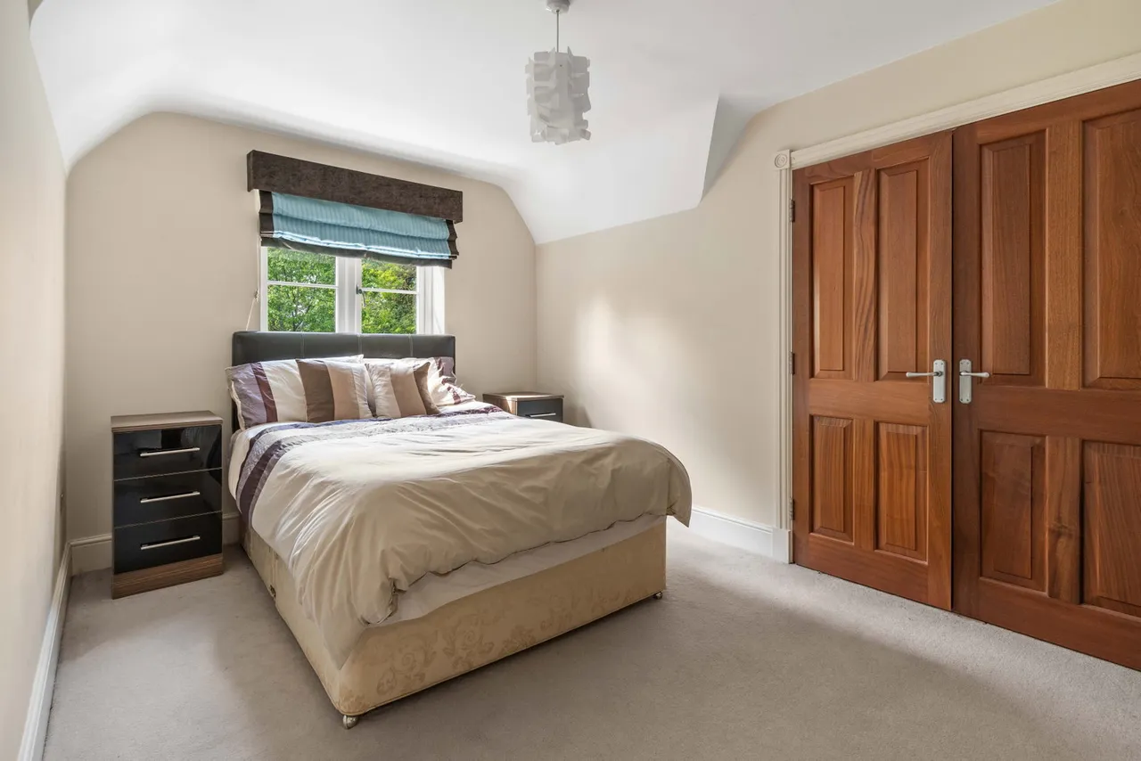 Sewardstone Road, Chingford, E4, photo 19
