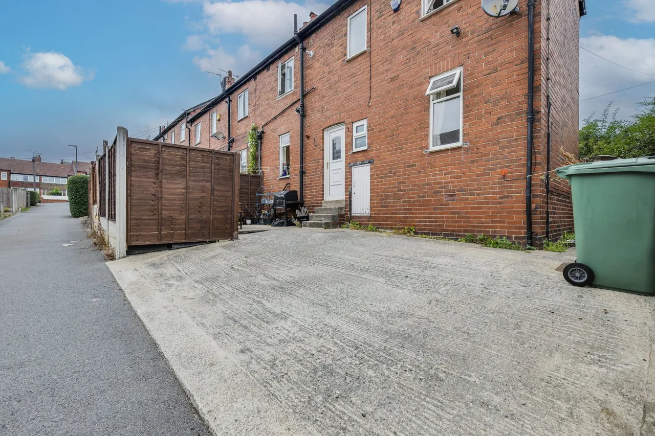 Broadway, Horsforth, LS18, photo 11