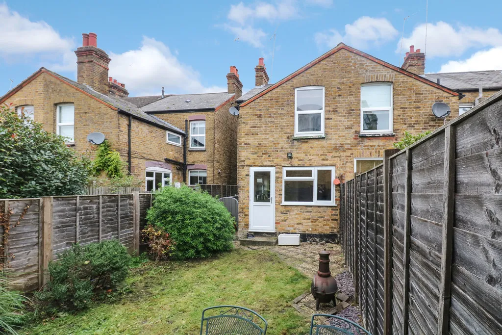Hows Close, Uxbridge, photo 21
