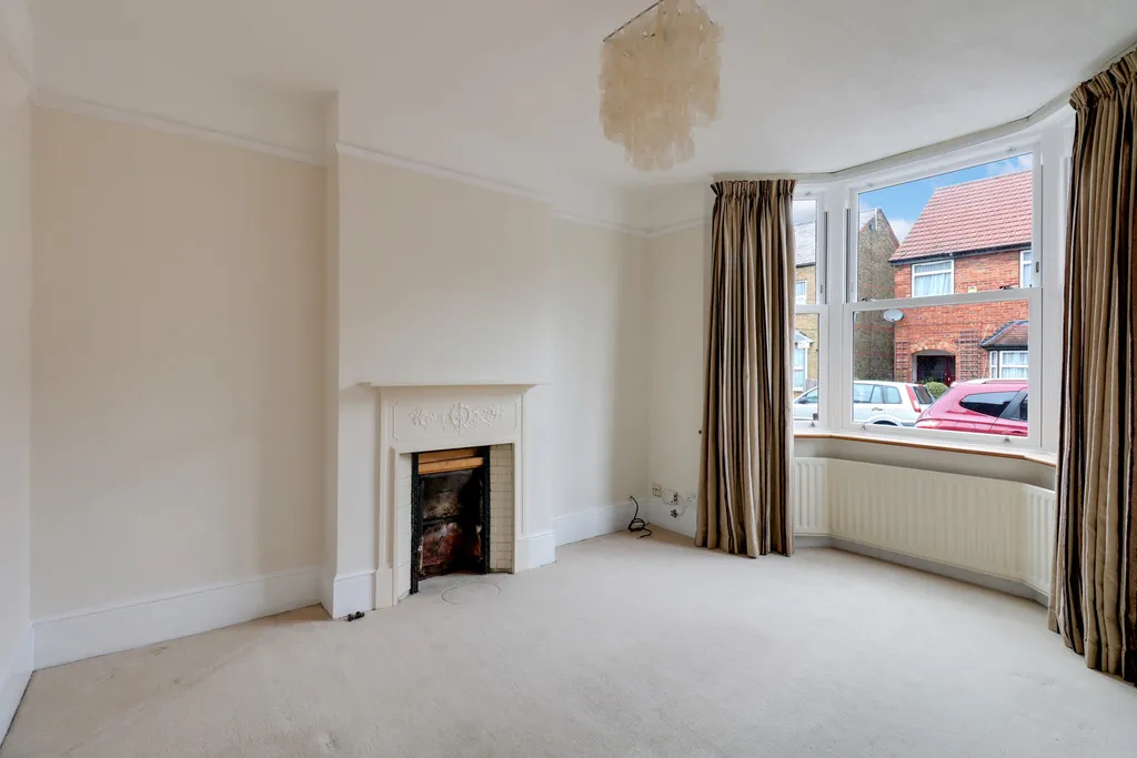 Hows Close, Uxbridge, photo 13