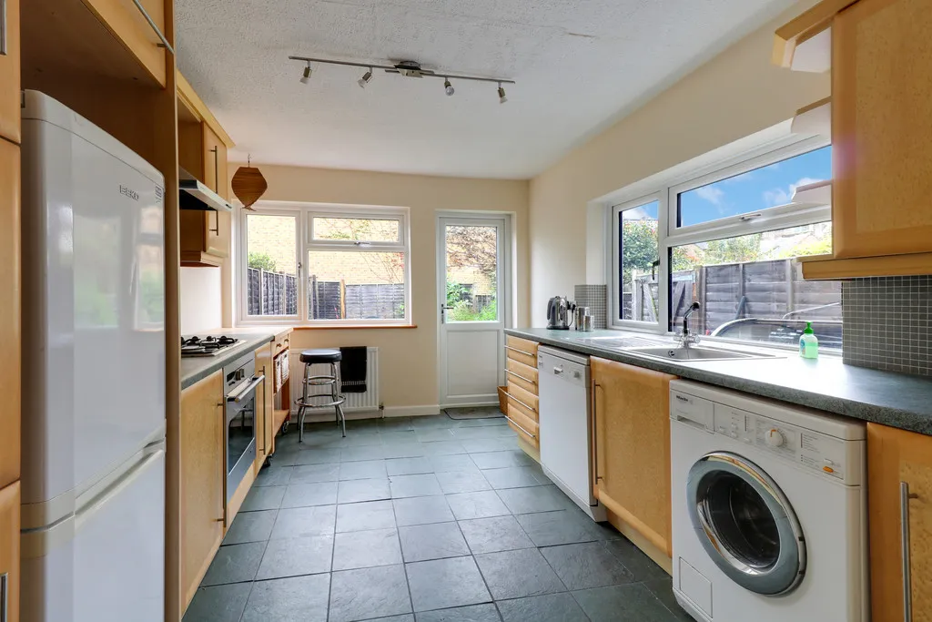 Hows Close, Uxbridge, photo 15