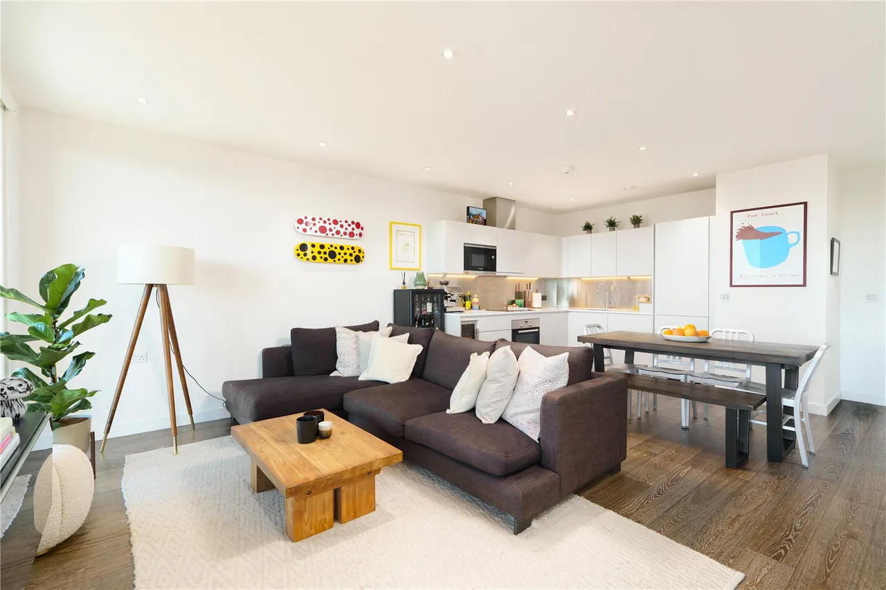 Alderside Apartments, 35 Salusbury Road, Queens Park Place, London, NW6 6BF, photo 3