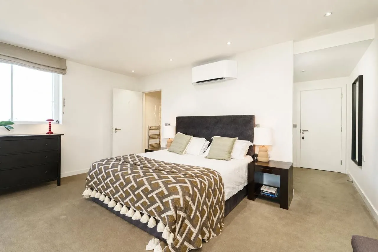 Alderside Apartments, 35 Salusbury Road, Queens Park Place, London, NW6 6BF, photo 9
