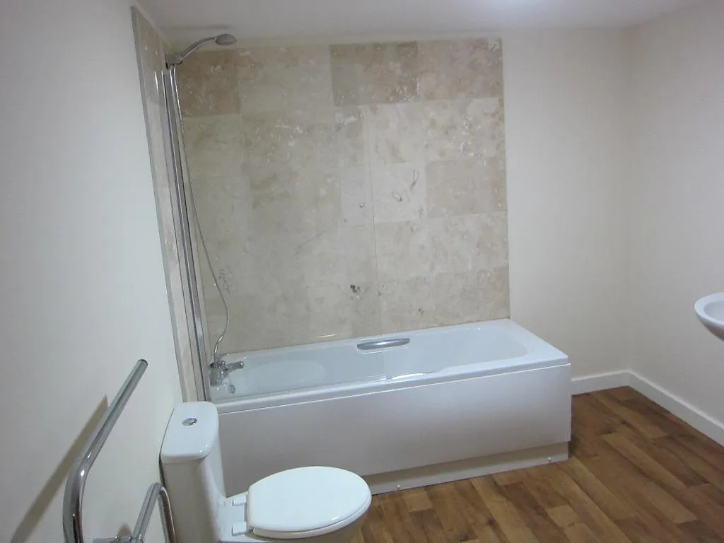 Flat 1, 18 South Street, Ilkeston, DE7, photo 7