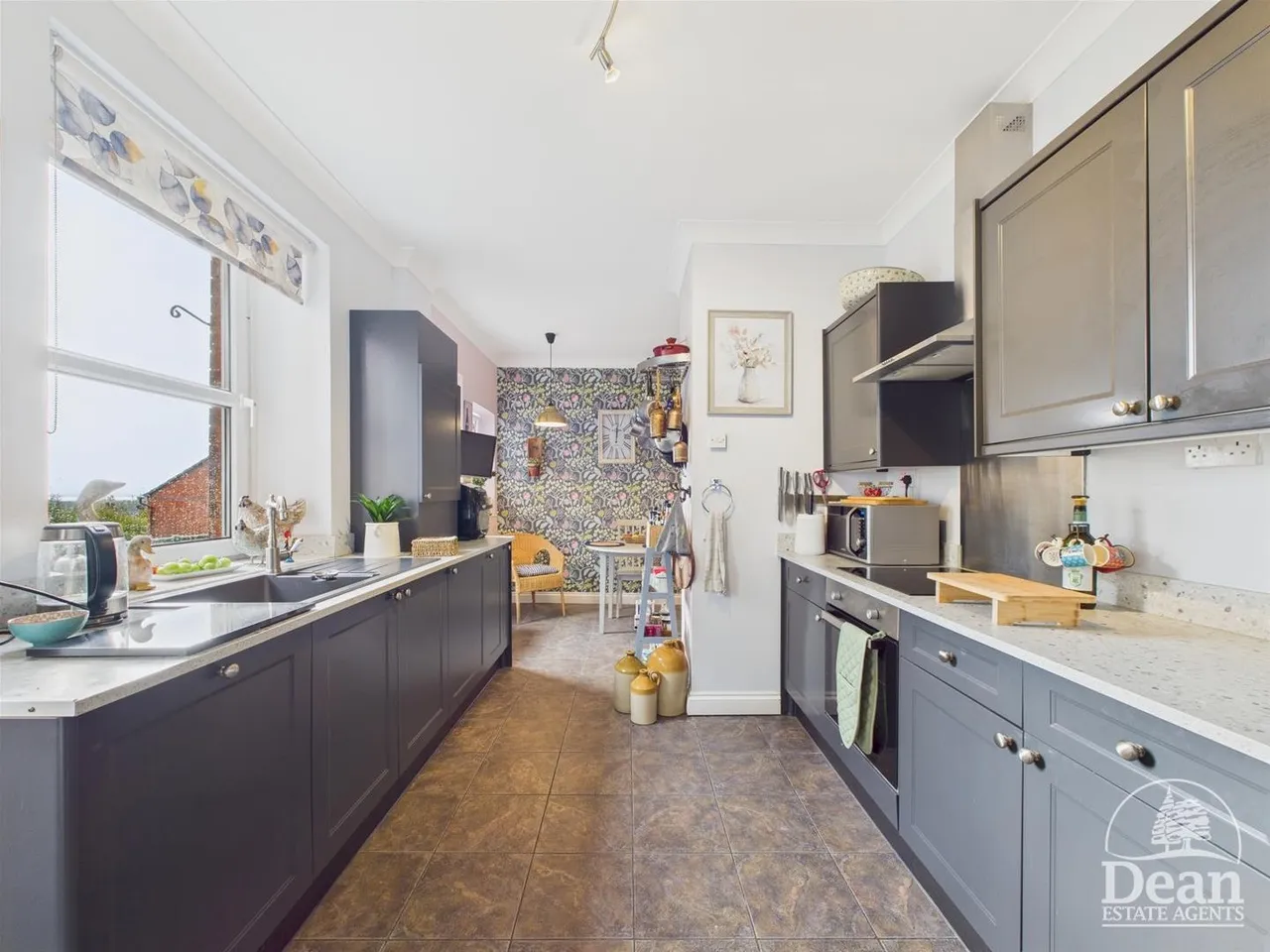 Grove Road, Lydney, photo 2