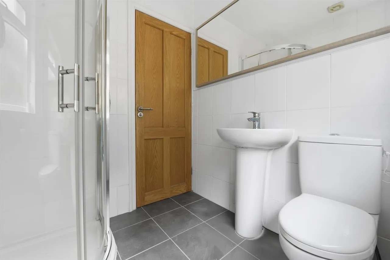 Cedarway, Bollington, photo 16