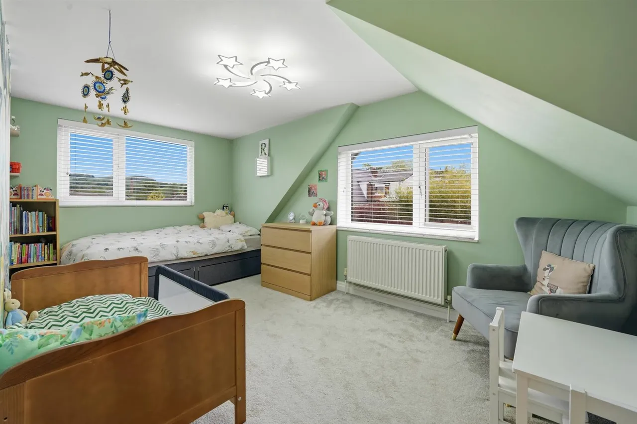 Cedarway, Bollington, photo 20