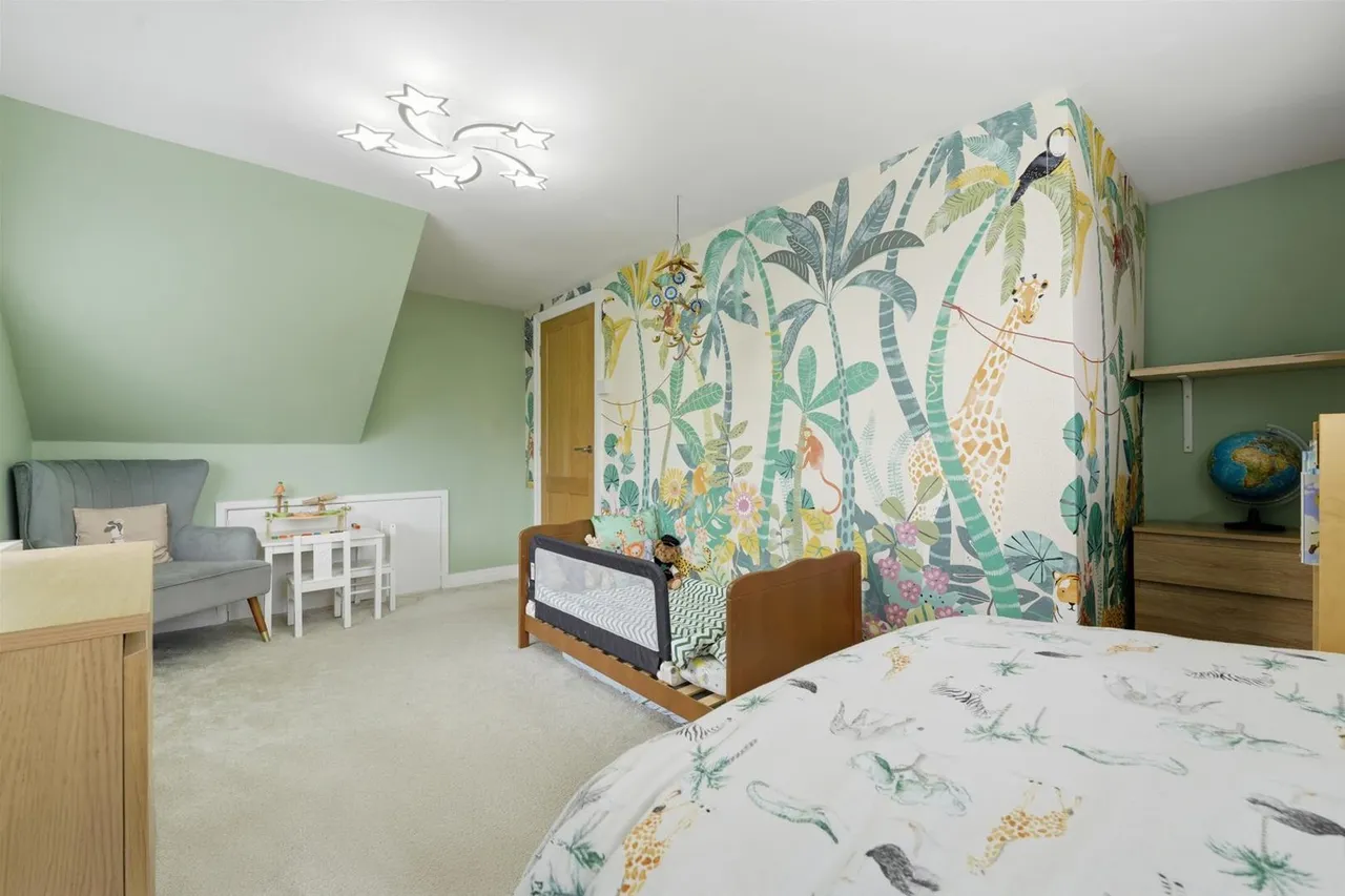Cedarway, Bollington, photo 21