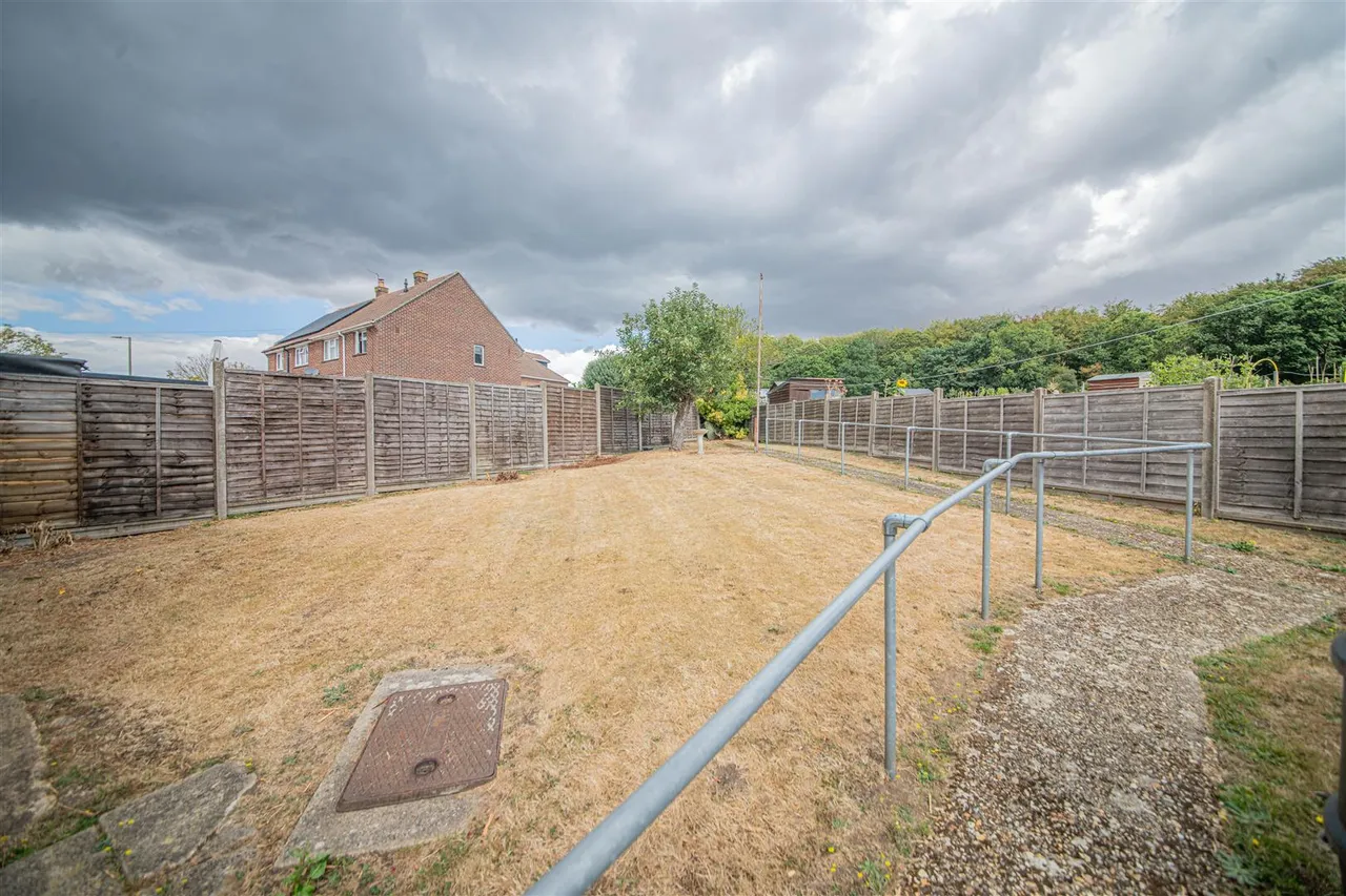 Underwood Road, Bishopstoke, Eastleigh, SO50 6FX, photo 9