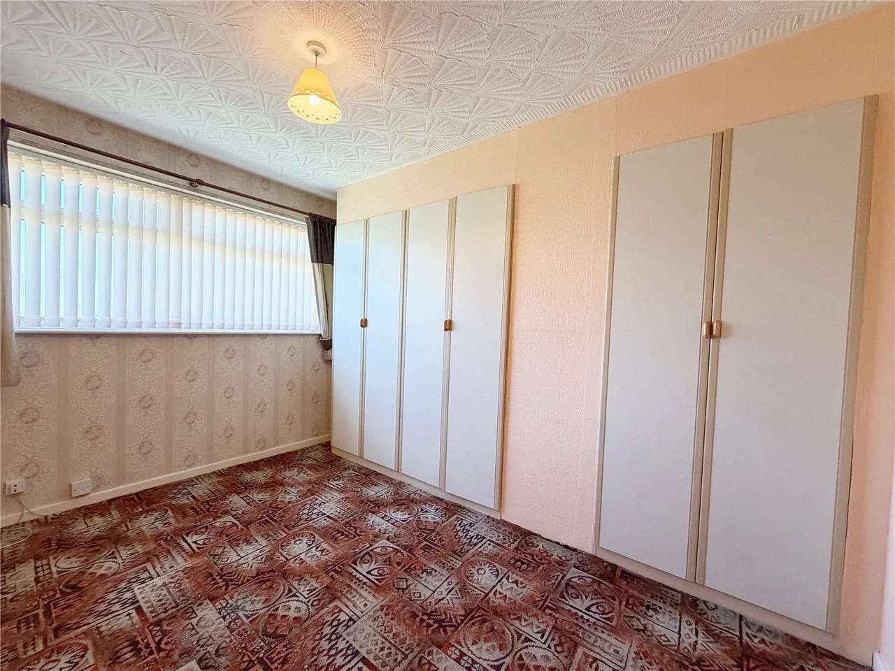 Hollin Lane, Middleton, M24, photo 8