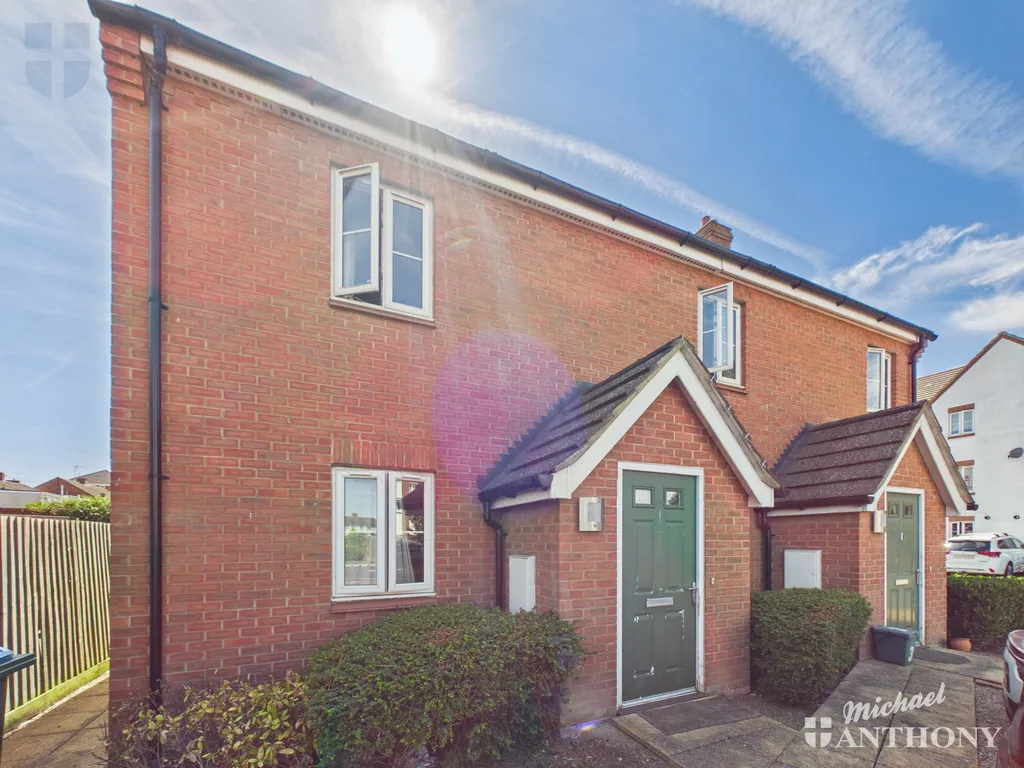 2 bed flat to rent — Chappell Close, Aylesbury, HP19 9QA
