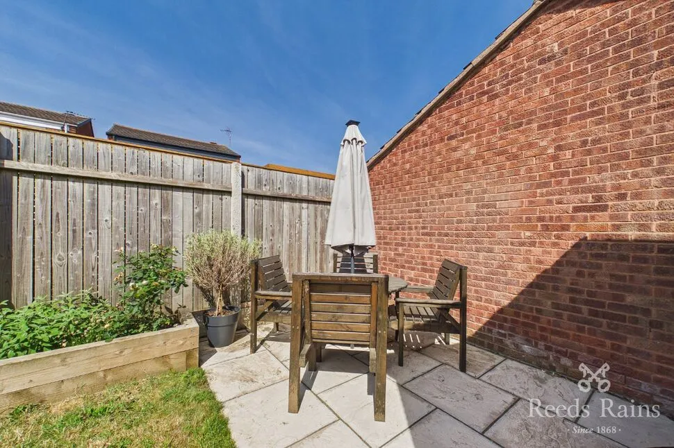 Yarwell Drive, Maltby, Rotherham, S66, photo 2