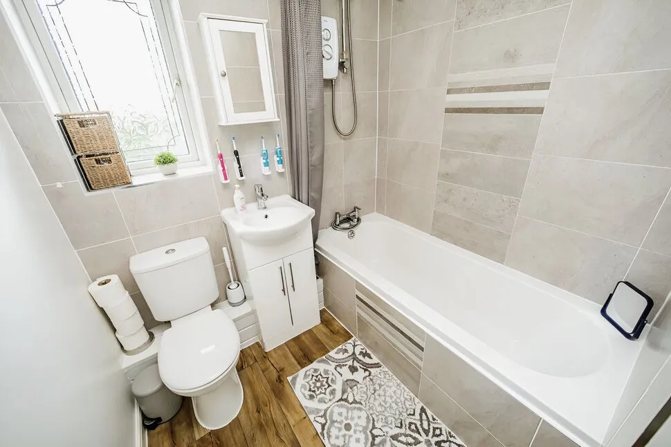 Westfield Court, Dalton, Huddersfield, West Yorkshire, HD5, photo 3