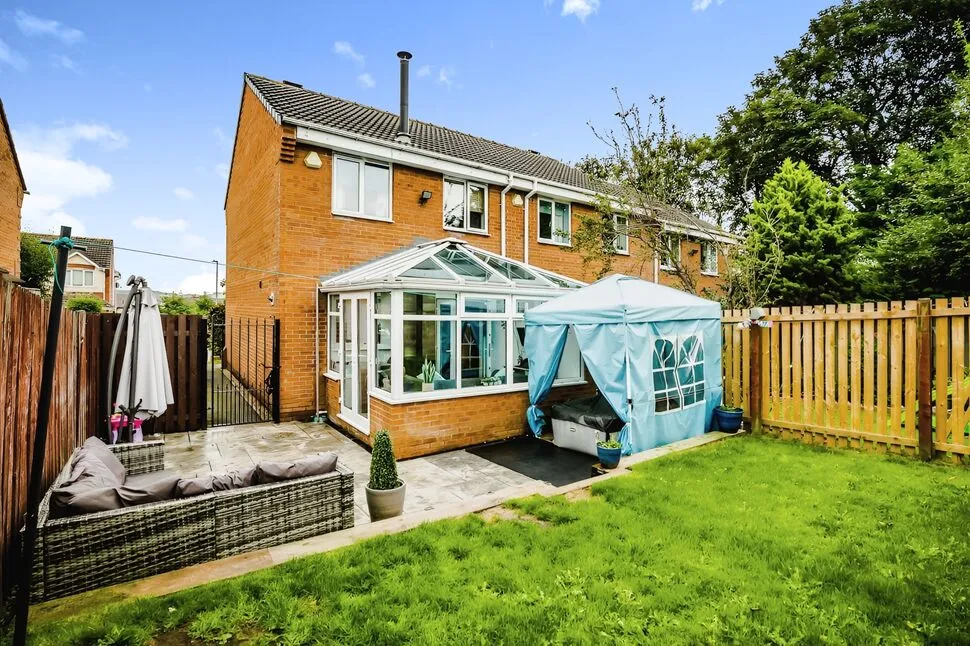 Westfield Court, Dalton, Huddersfield, West Yorkshire, HD5, photo 5