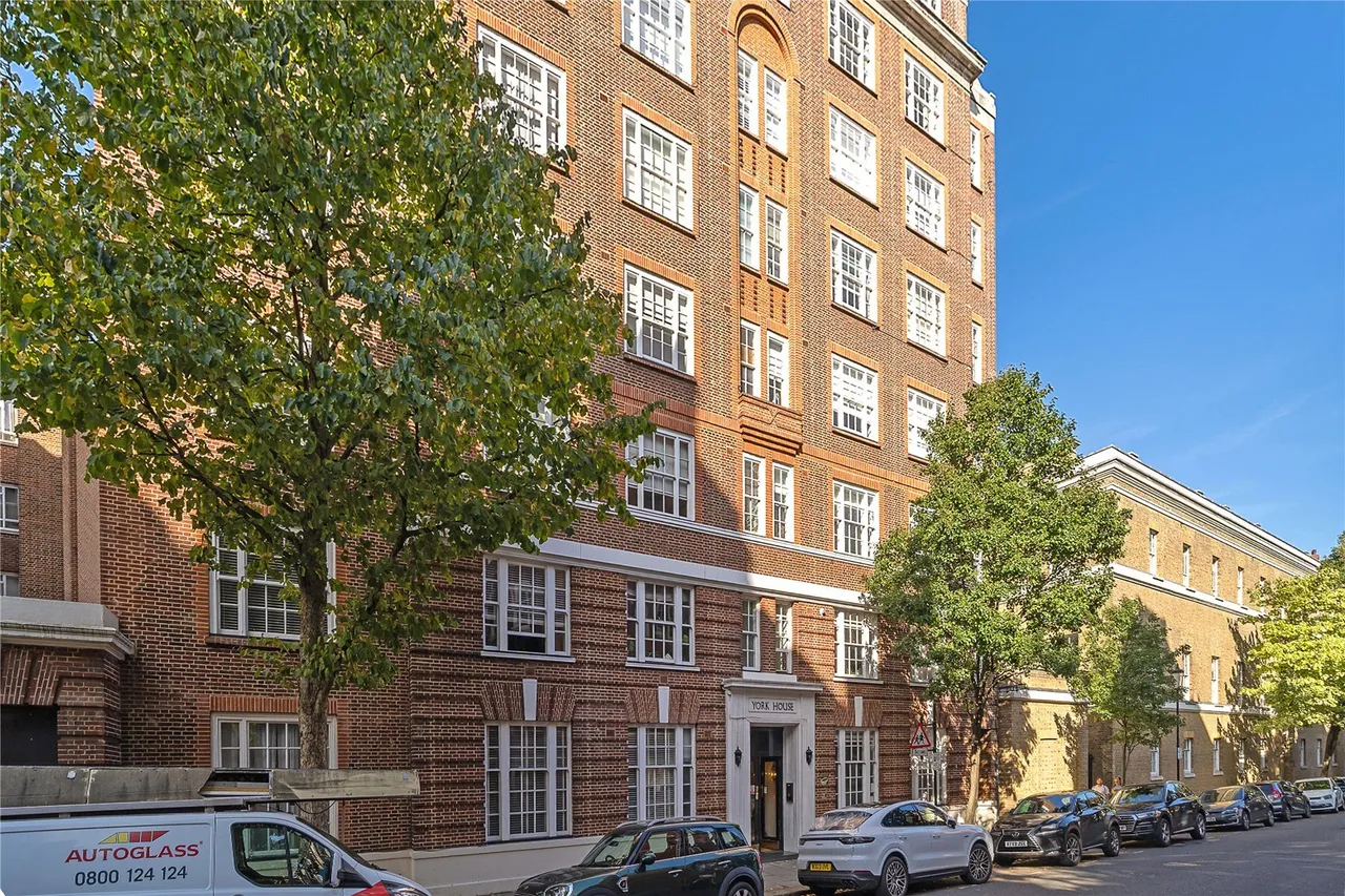 York House, Turks Row, Chelsea, London, SW3, photo 2