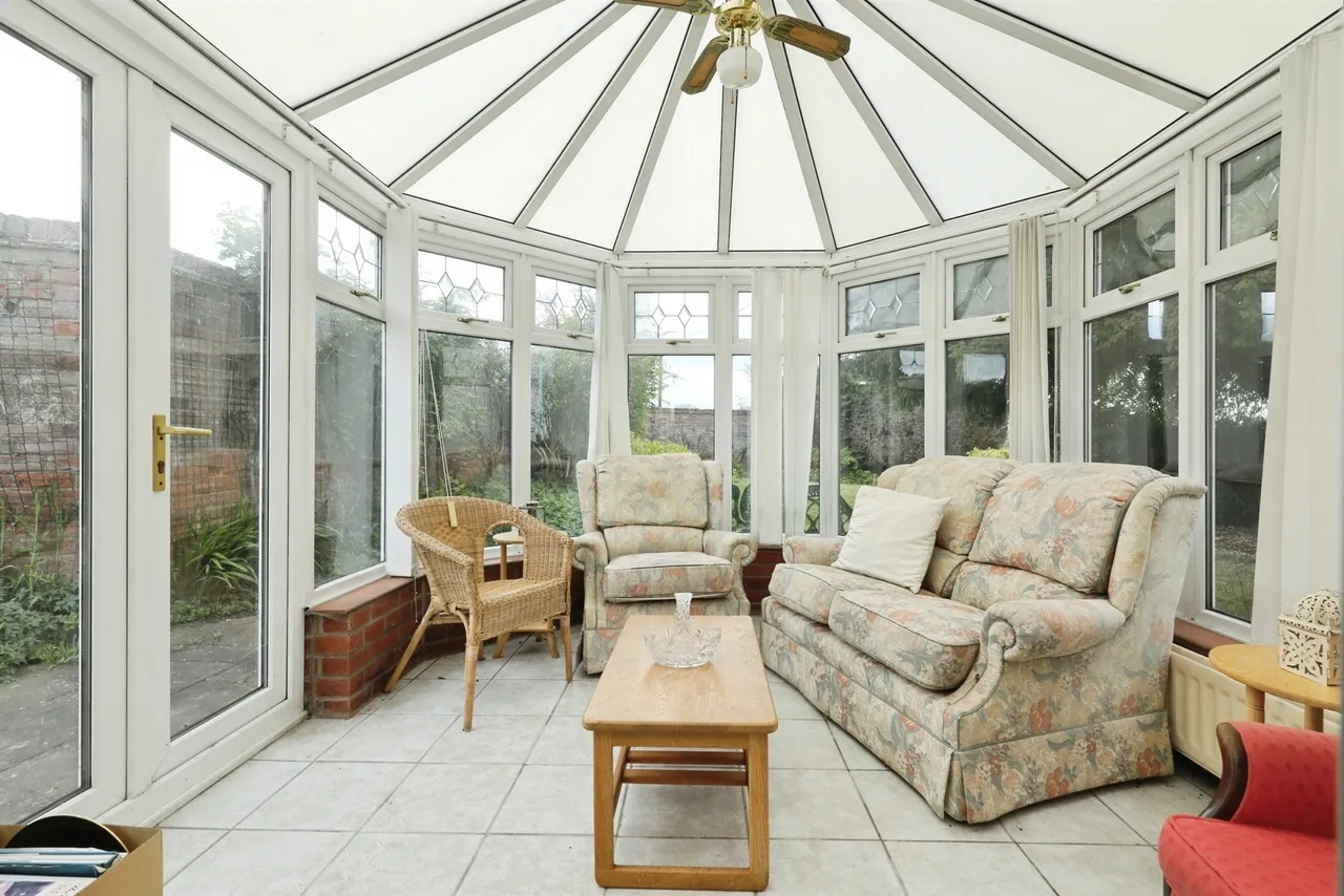 Upton Road, Kexby, DN21, photo 10