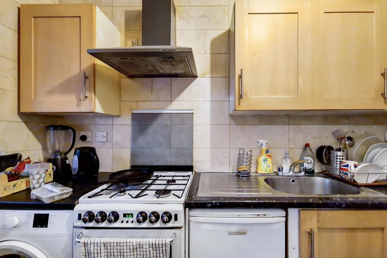 84 Redman House, Lant Street, London, photo 4