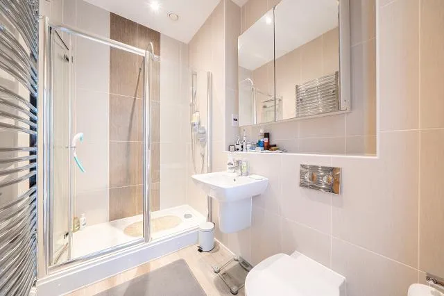 Blumenthal Close, Isleworth, TW7, photo 7