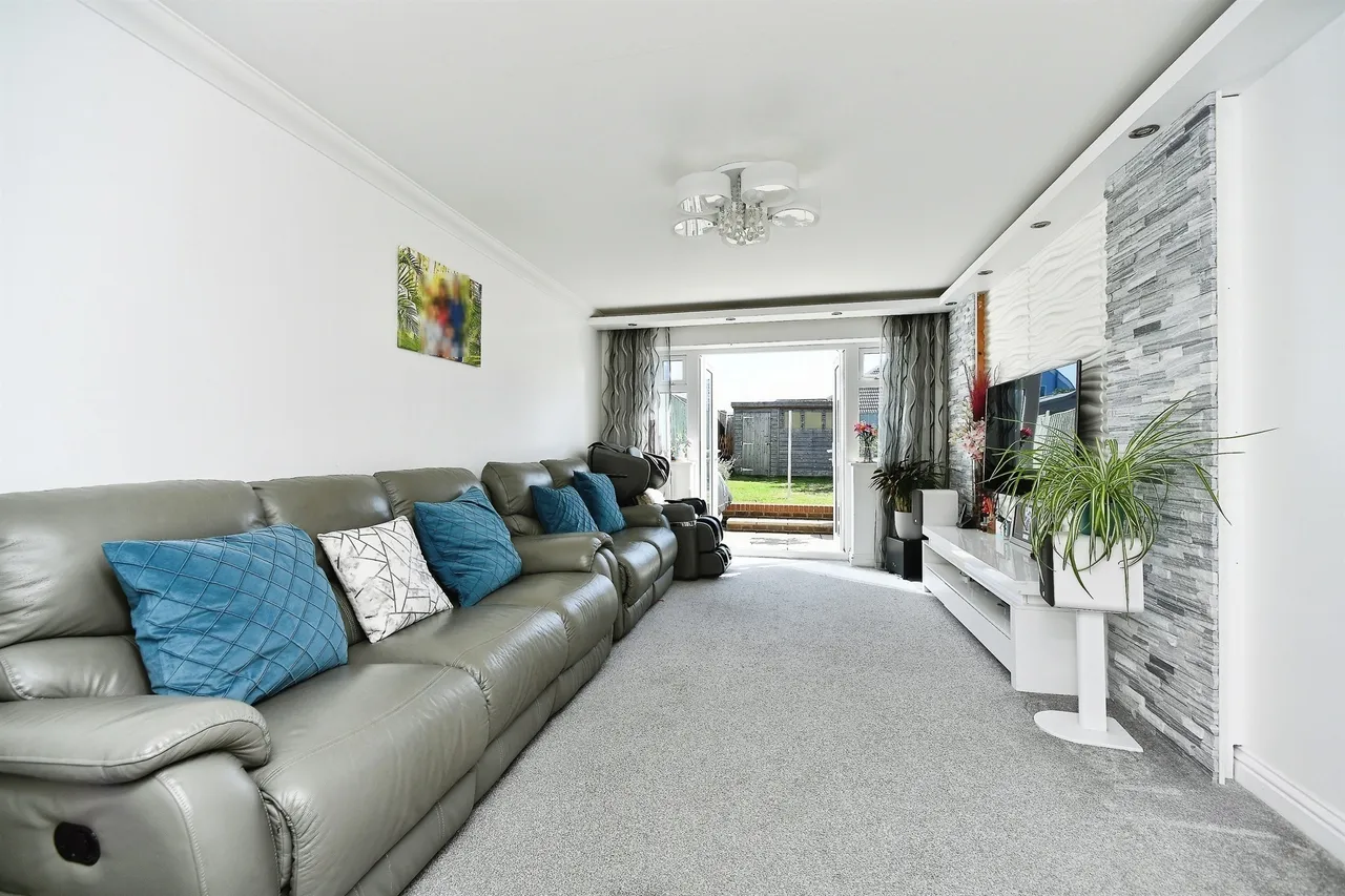 Friars Avenue, Peacehaven, BN10, photo 5