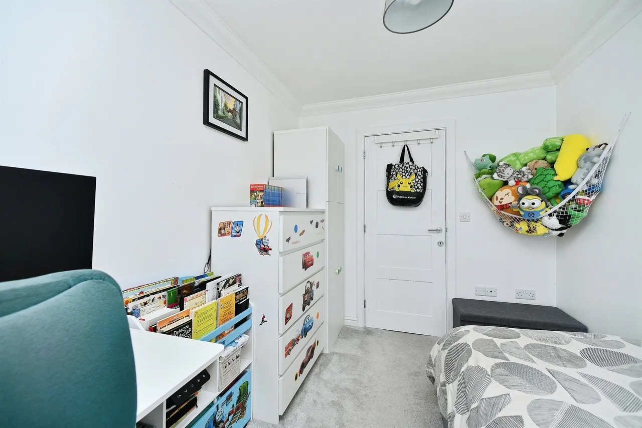 Friars Avenue, Peacehaven, BN10, photo 17