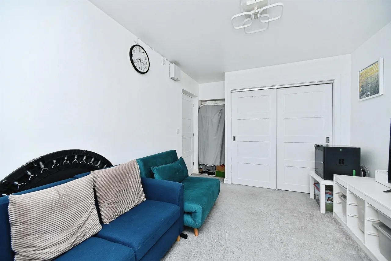 Friars Avenue, Peacehaven, BN10, photo 13