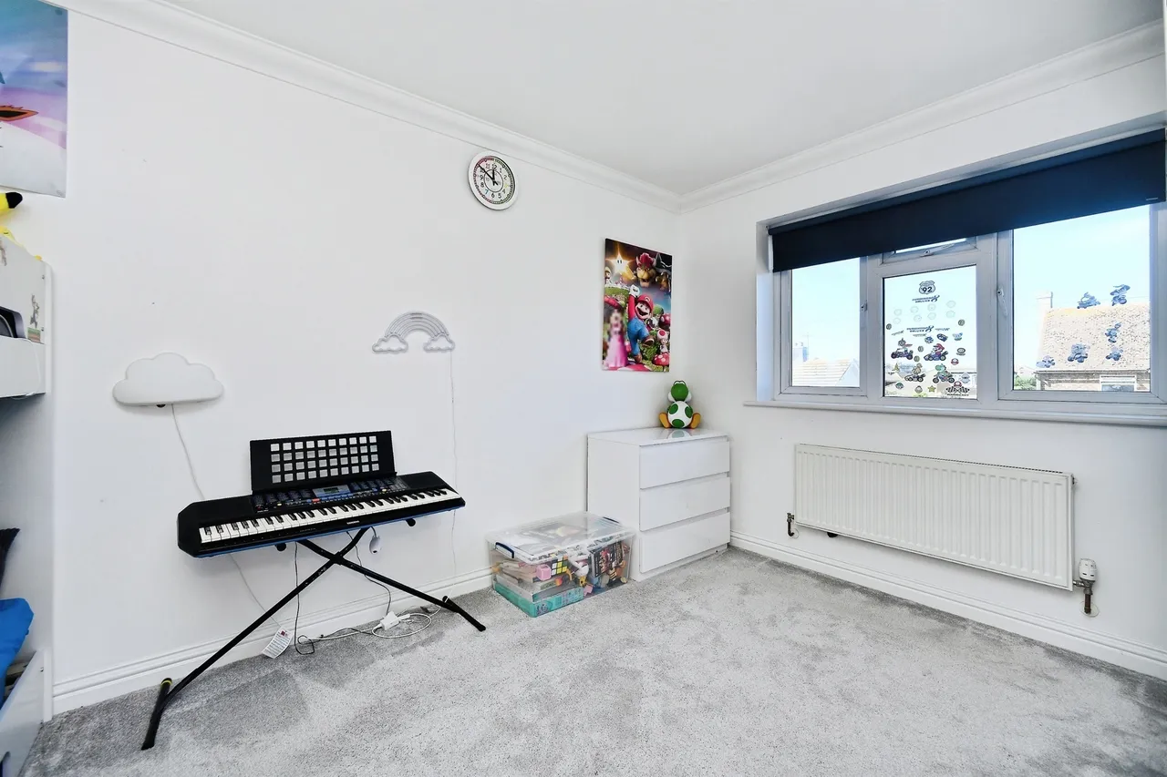 Friars Avenue, Peacehaven, BN10, photo 15