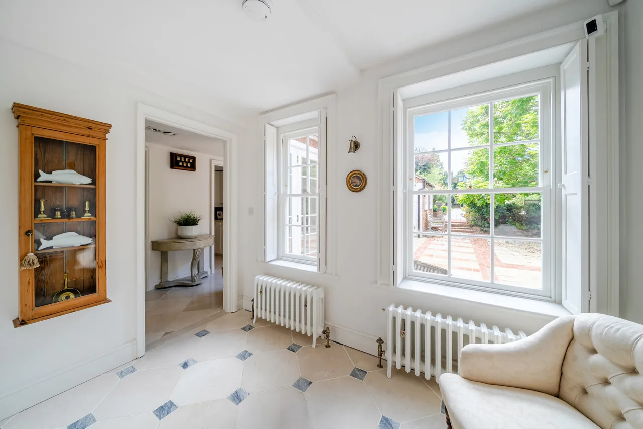 Castle Street, Farnham, GU9, photo 12