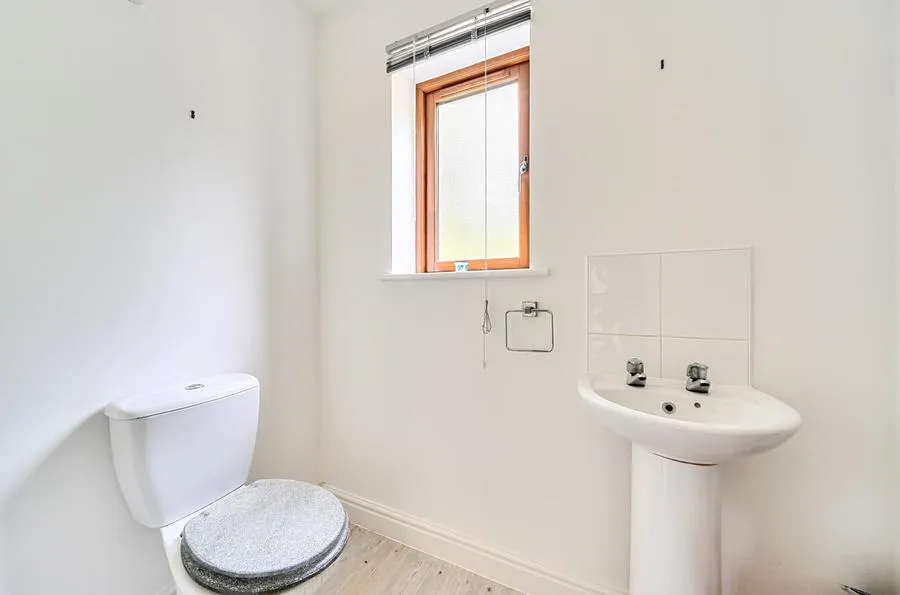 Foxdown, Overton, RG25, photo 15