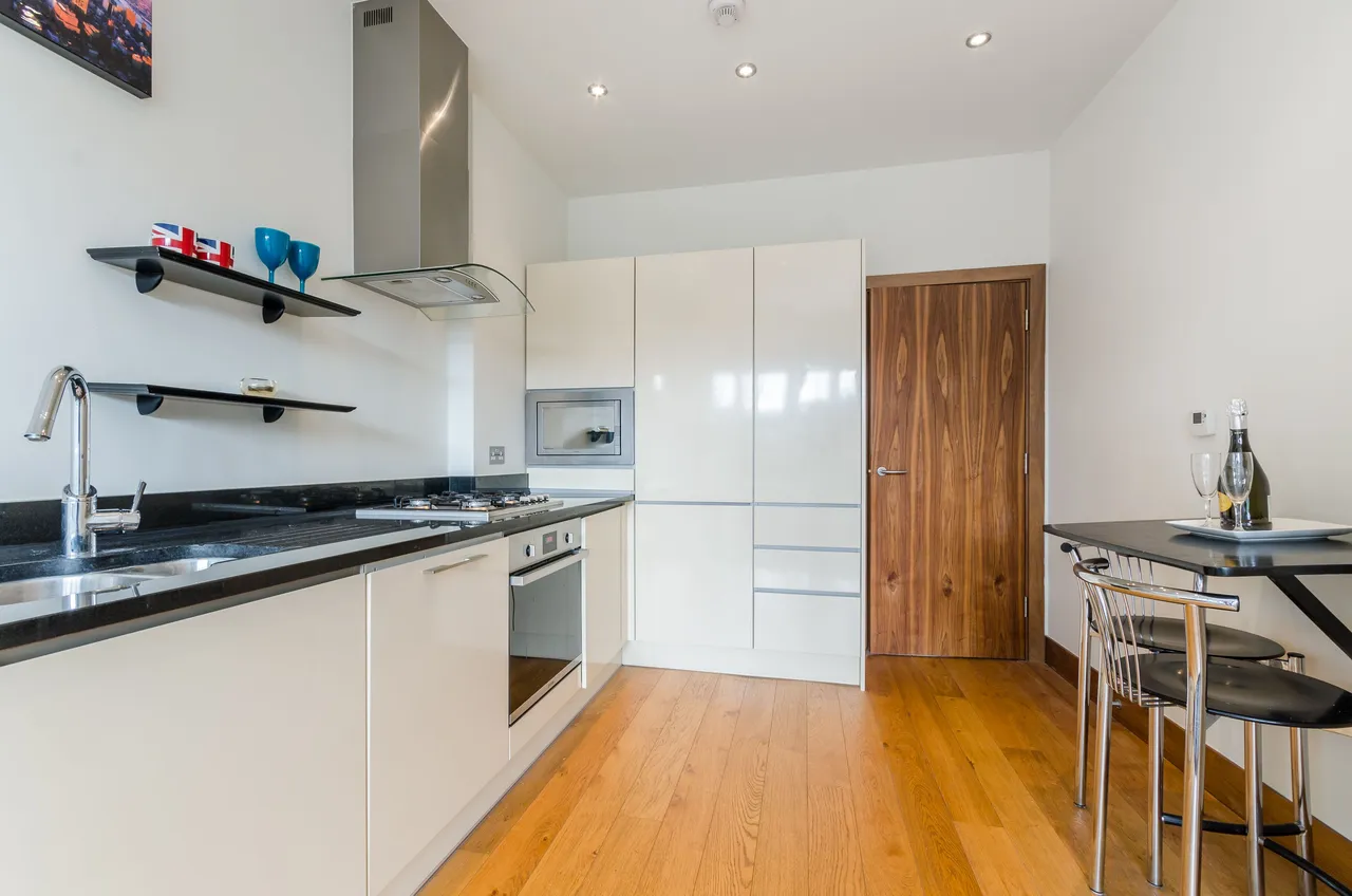 1 bed flat for sale — 313b Lillie Road, London