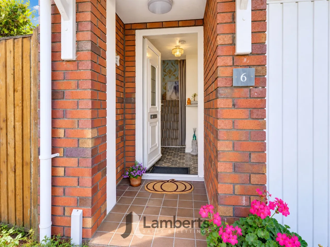Devonport Close, Redditch, photo 20