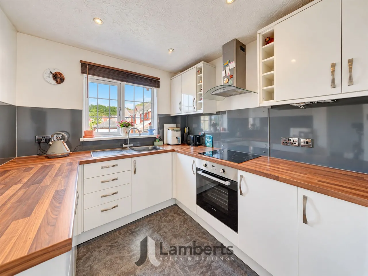 Devonport Close, Redditch, photo 4