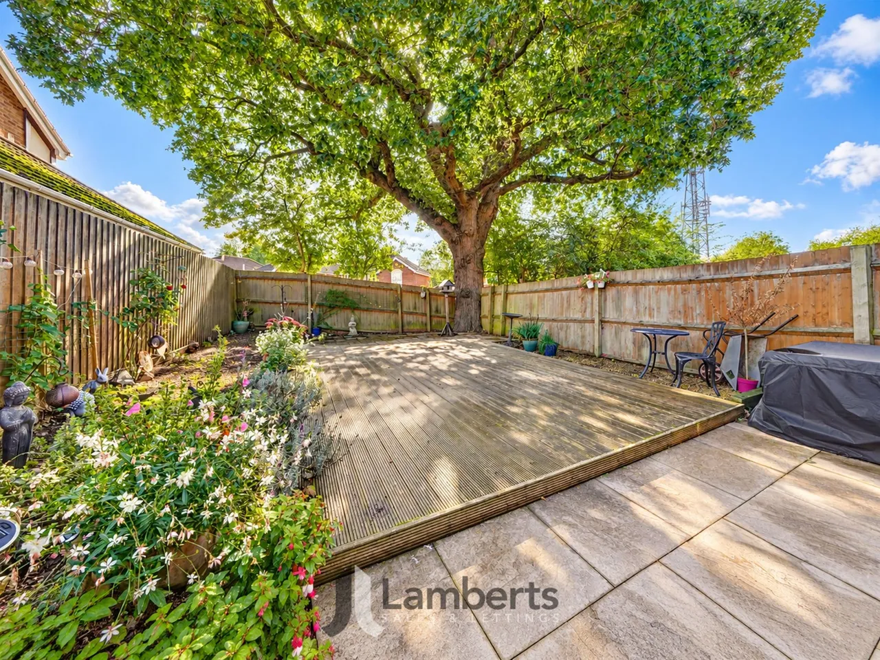 Devonport Close, Redditch, photo 15