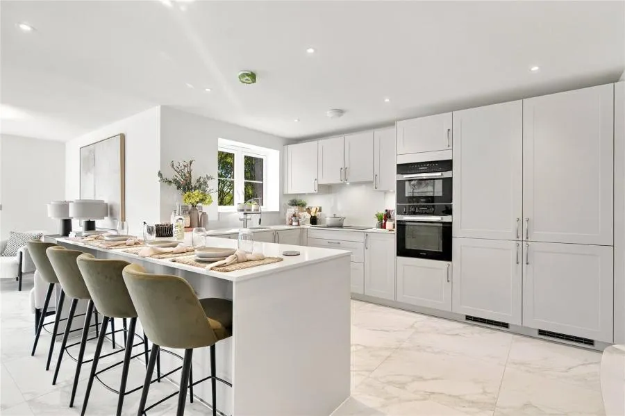 Alderhurst Close, Alderhurst, TW20, photo 3