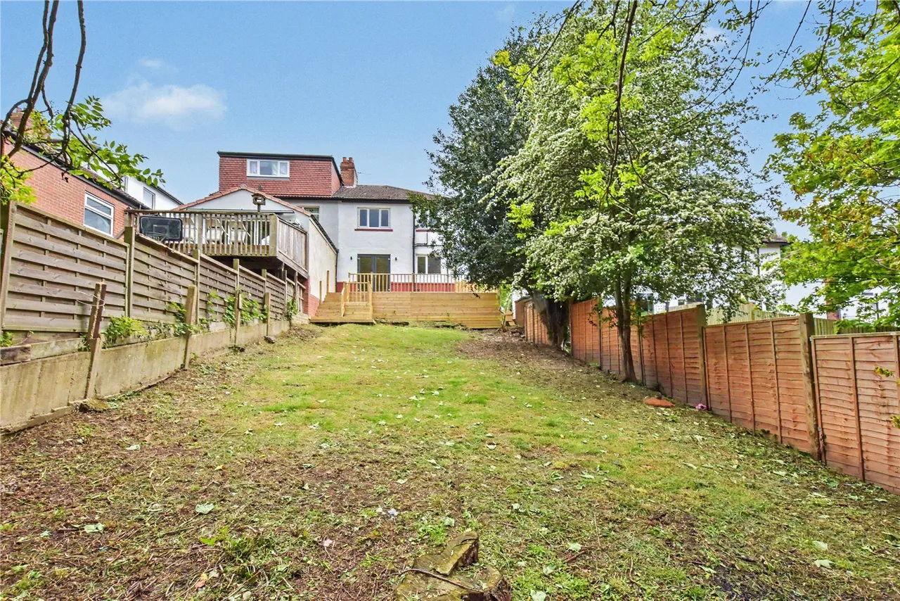 3 bed house for sale, Stonegate Road, Leeds, LS6