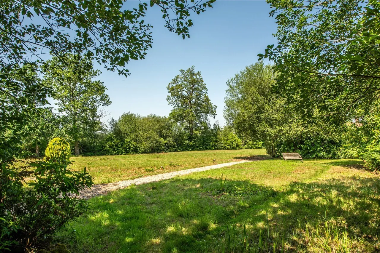 Ockley Road, Beare Green, RH5, photo 12
