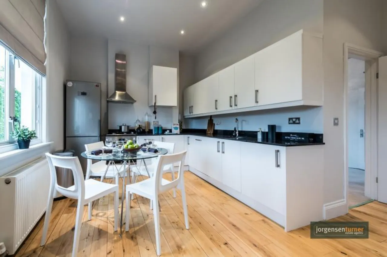 Cavendish Road, Mapesbury, NW6, photo 2